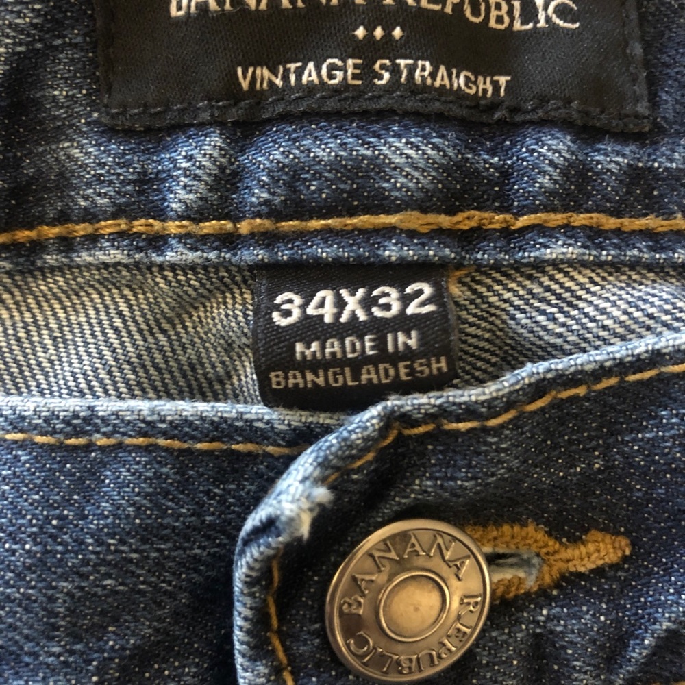 Banana Republic, Vintage Straight, Medium Wash Jeans, Fits Like 33x30. - Picture 16 of 16